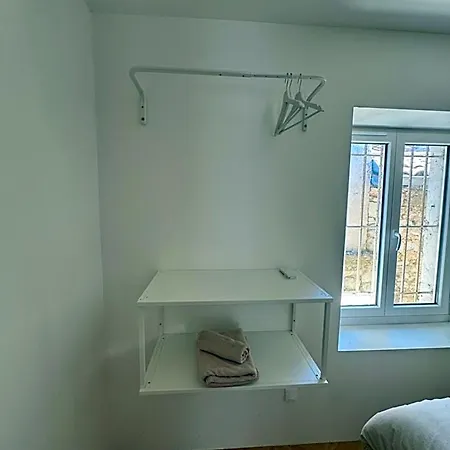 Apartment La Halte Des Arenes De - Minimaliste - Ecusson